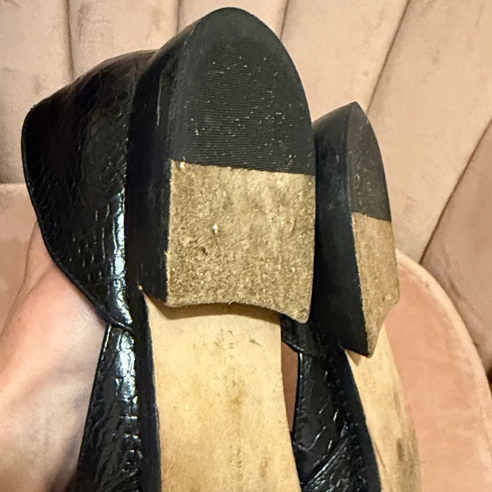 Freda Salvador Tash D’Orsay penny loafer in black embossed croc - Picture 11 of 11
